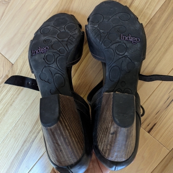 😃Indigo black block heels sz 9.5 2.5" heel - Picture 5 of 8